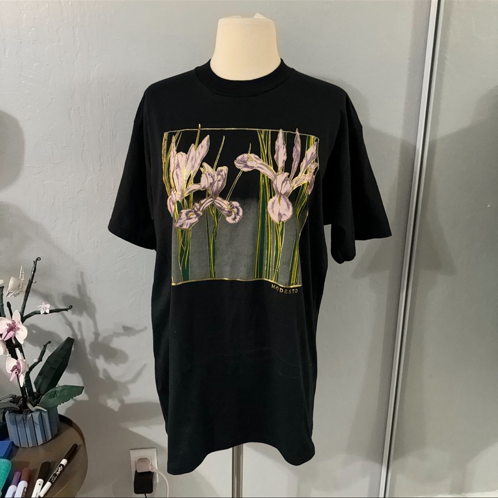 NWT Vintage Floral T-Shirt